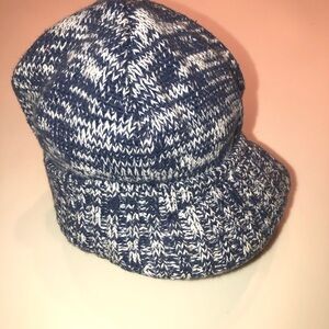 Crazy 8 Knit Hat - Navy and White